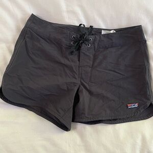 Patagonia black womens shorts 4/6 unworn | board shorts, hiking shorts, recycled